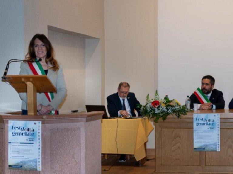 Festa della Città gemellate con Greccio, presente anche Rieti. Mestichelli: “Proseguire nel lavoro di squadra per il Giubileo 2025”