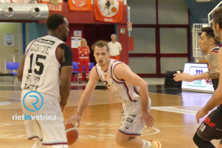 La Real Sebastiani si prende con carattere la vittoria con Cento