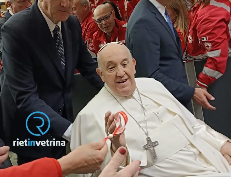 La Croce Rossa Bassa Sabina ha incontrato Papa Francesco: “Grazie per l’aiuto che prestate a chi è nel bisogno”