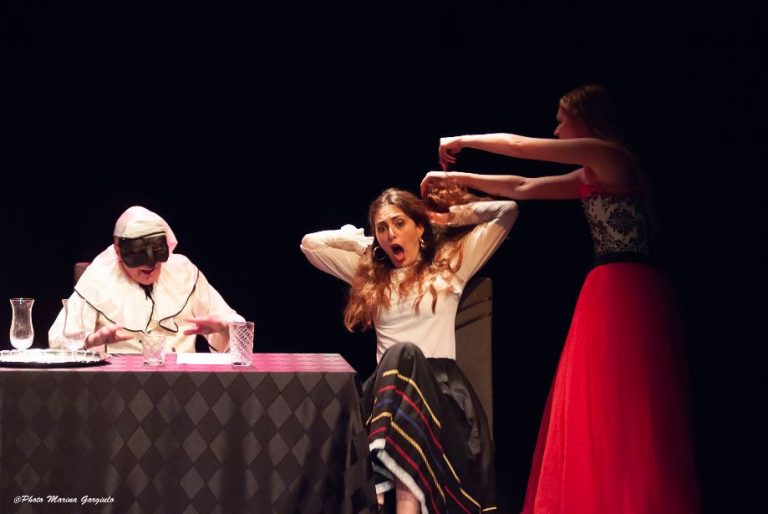 A Mompeo spettacolo di Renato Giordano “Pulcinella e la notte stellata”