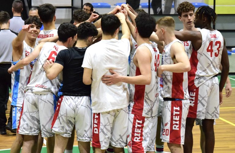 L’Under 19 Gold NPC/Foresta batte la capolista Amatori Basket e sogna l’accesso ai play-off