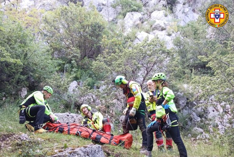 Soccorso arrampicatore precipitato a Configni