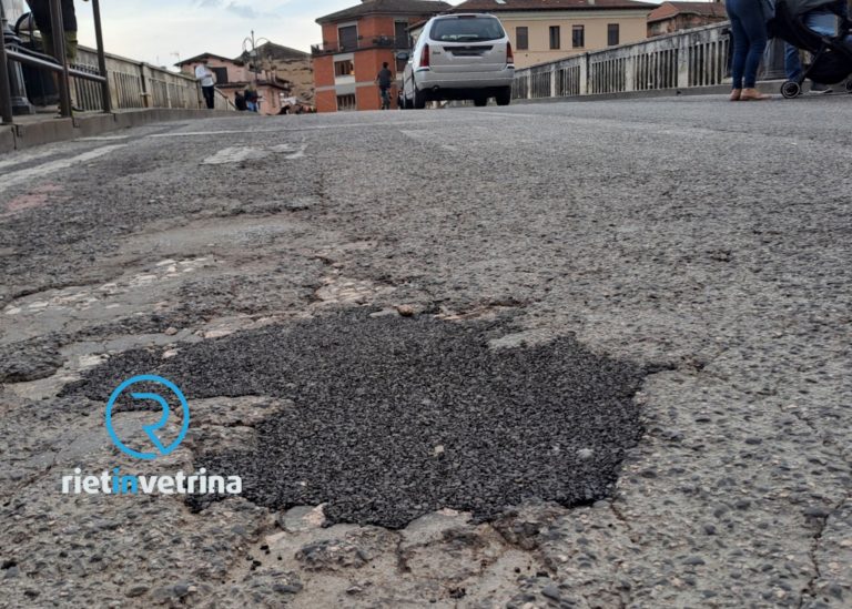 Ringrazio Rietinvetrina e il Comune di Rieti per aver fatto sanare le buche sul Ponte Romano