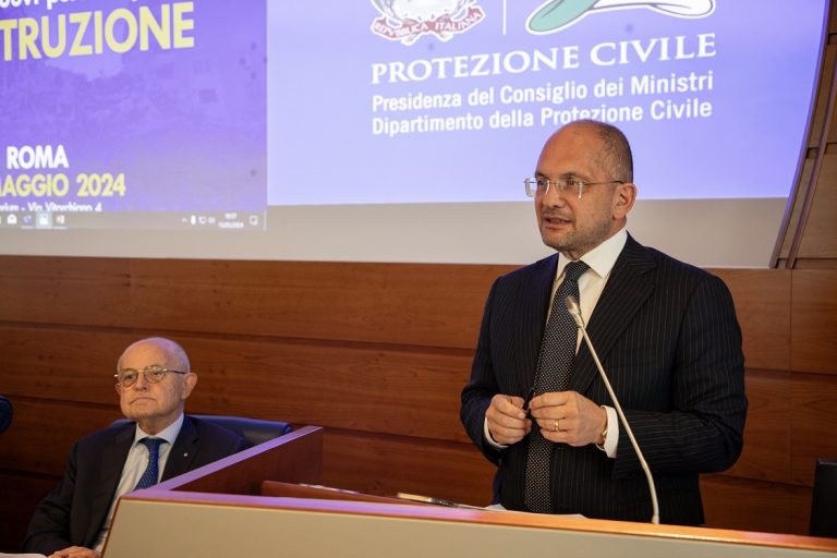 Lavoro, Castelli: “Da Istat quadro incoraggiante anche per l’Appennino Centrale”