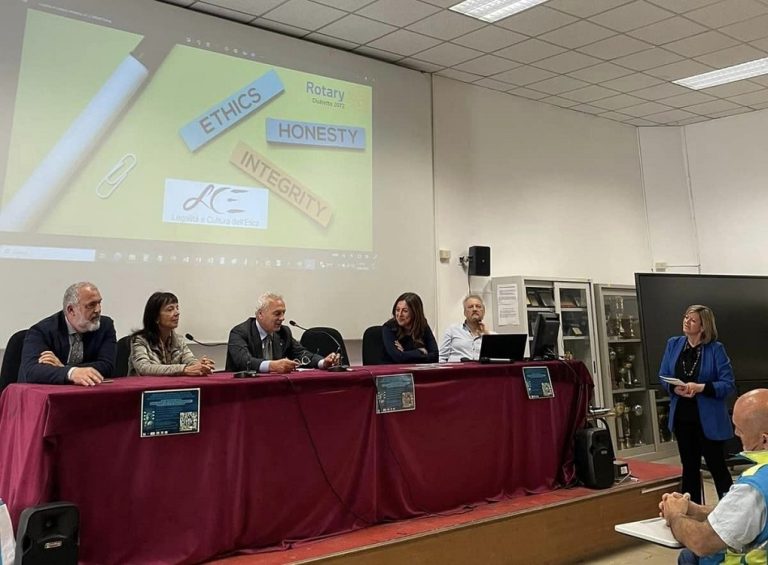 Il Rotary Club Rieti premia gli alunni della 4BB del Rosatelli
