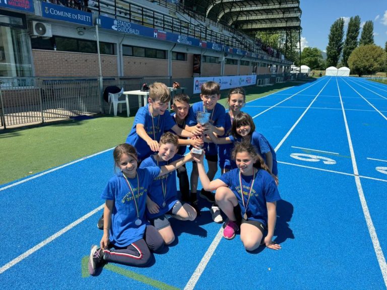 La classe più veloce, la 4°Primaria di Cittaducale festeggia sul podio