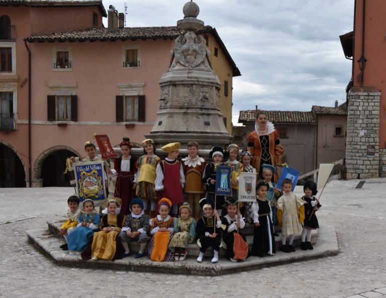 “Il Paese dei velluti”, l’Infanzia di Leonessa chiude l’anno in bellezza
