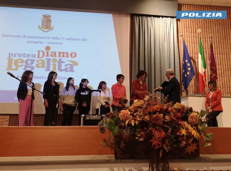 Premiata dalla Polizia di Stato la 4°C dell’EPN di Rieti vincitrice del concorso “Pretendiamo Legalità”