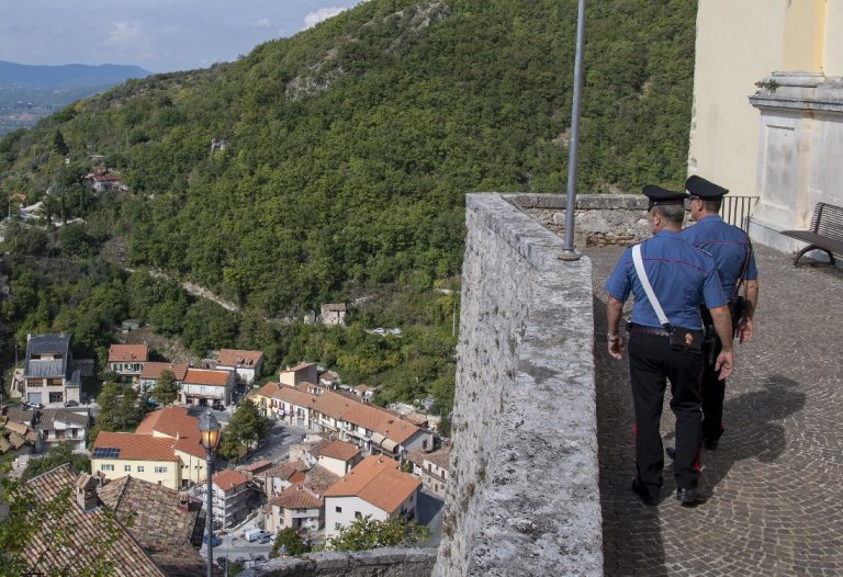 Cantalice, rubano 50mila euro ad un anziano. Denunciati in quattro per circonvenzione di incapace