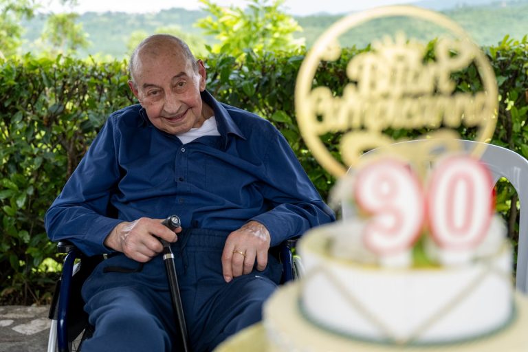 Festeggiato don Salvatore neo 90enne