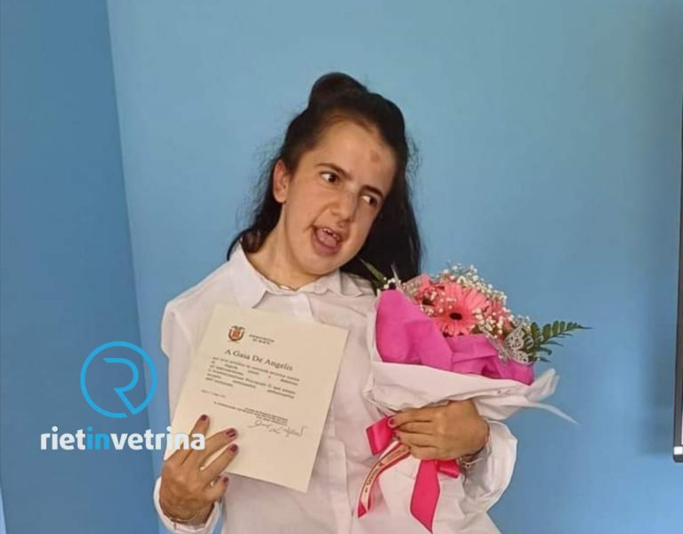Gaia, premiata a fine percorso scolastico per la tenacia nel superare gli ostacoli. La scuola dell’inclusione esiste
