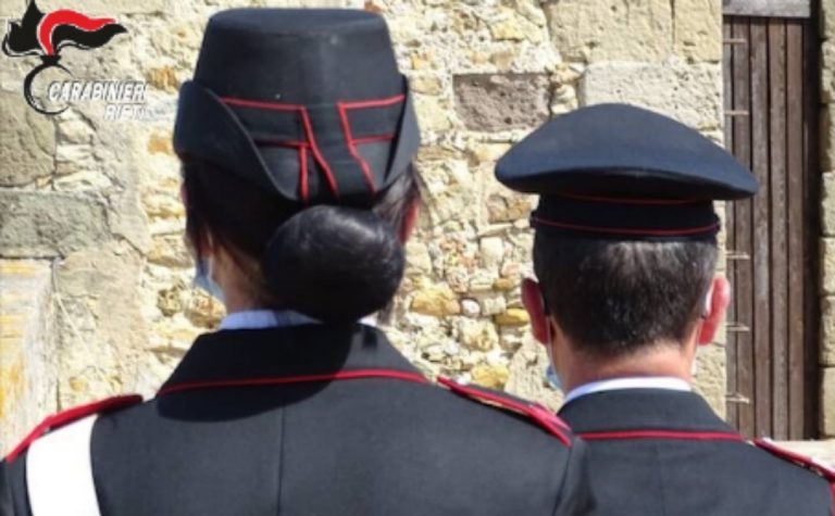 Operaio straniero ruba un transpallet del valore di 6mila euro