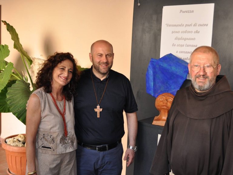 Inaugurata al Santuario di Fonte Colombo la mostra di Maria Rosaria Pignatelli