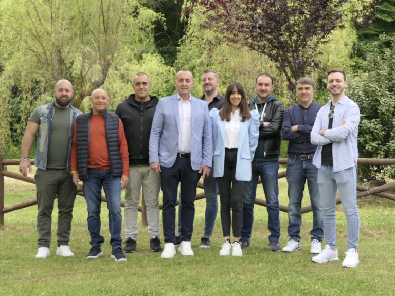 Roberto Proietti vince a Turania contro due avversari politici