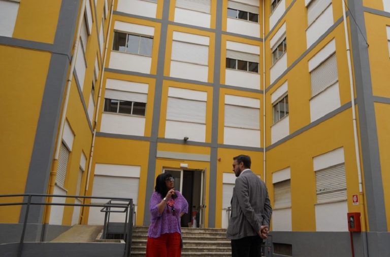 Scuola, in via Moisè di Gaio divieto di transito escluso autorizzati in alcune fasce orarie