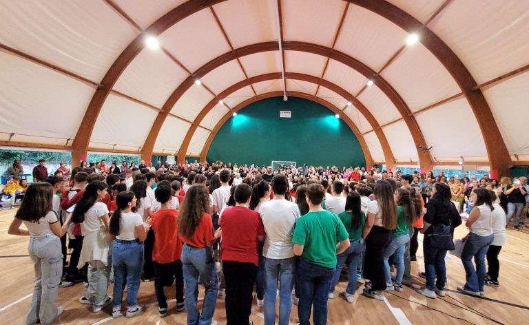 L’Istituto Comprensivo Valle del Velino ha salutato l’anno scolastico con un bel pomeriggio in musica
