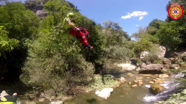 Grave escursionista soccorsa lungo il Rio Petescia, Turania (Rieti)