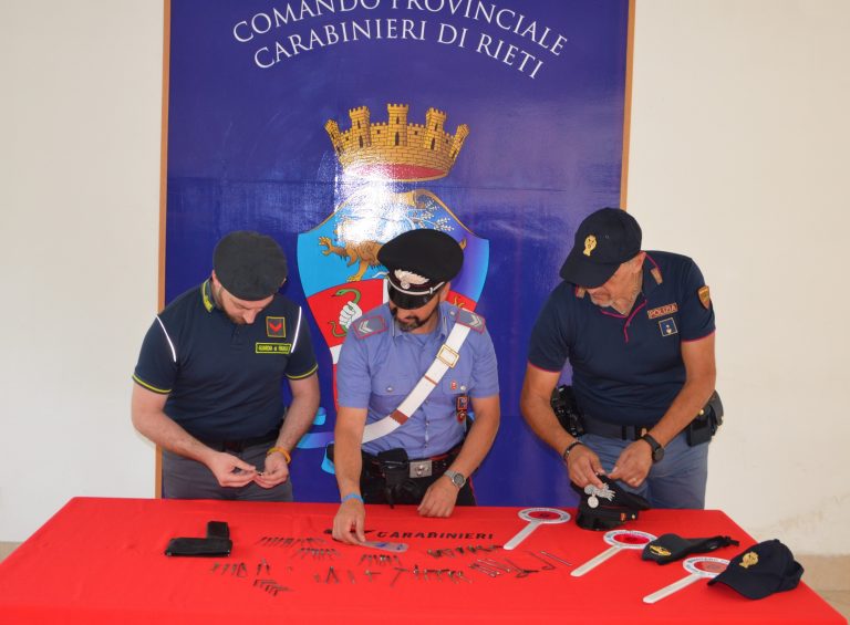 Rieti, arrestati quattro stranieri per furto in appartamento