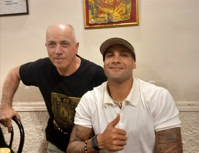 Marcell Jacobs prima di Parigi visita il centro storico di Rieti e si ferma a cena da Felice