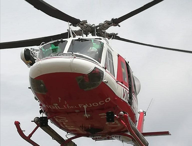Incendio boschivo a Bocchignano. Domato con tre squadre, elicottero VVF e canadair