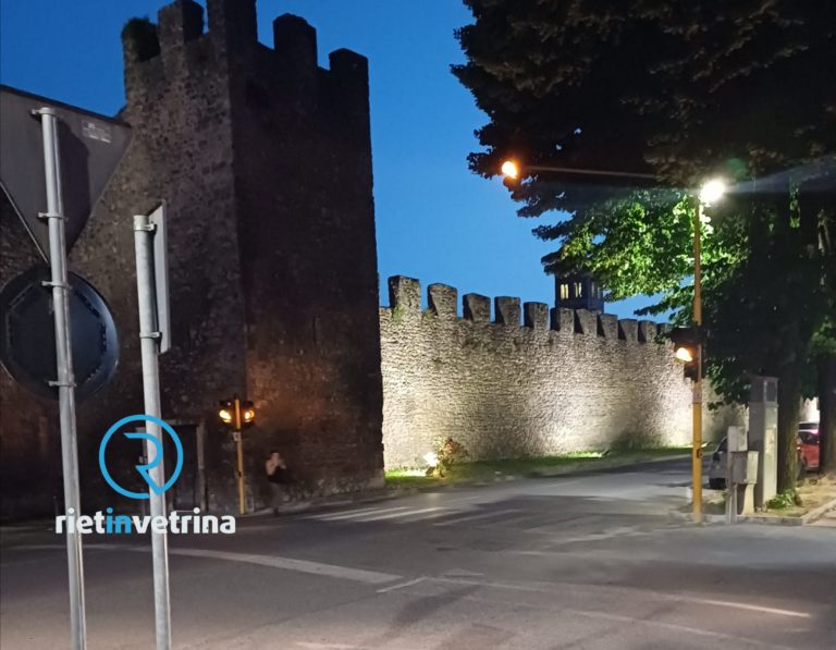SEI TU IL REPORTER – “Il semaforo di Porta Conca ancora non funziona. E’ quasi un mese!”