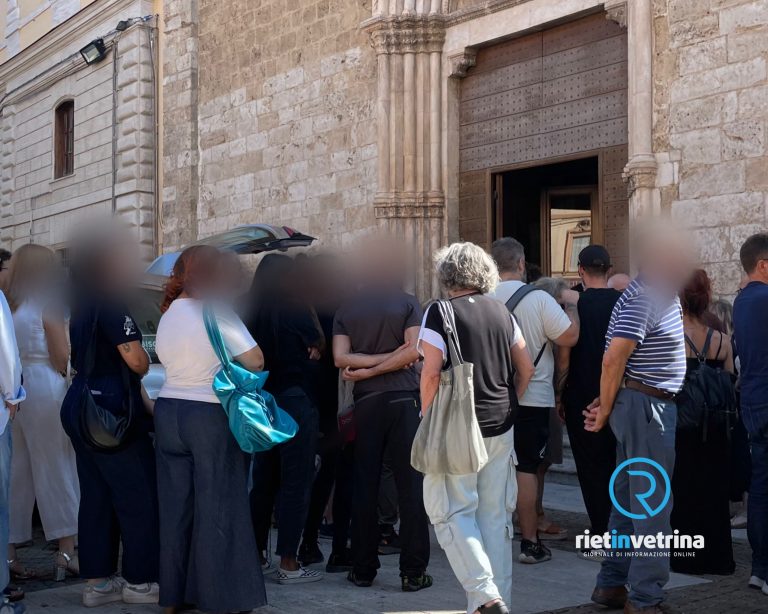 Addio a Lorenzo Colasanti. Gremita la Basilica di Sant’Agostino