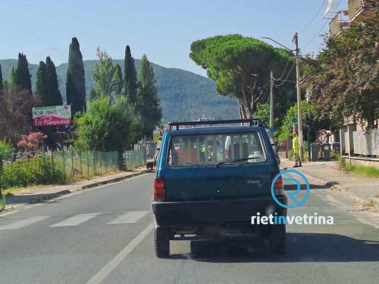 Lavori in via A.M. Ricci, traffico a rilento