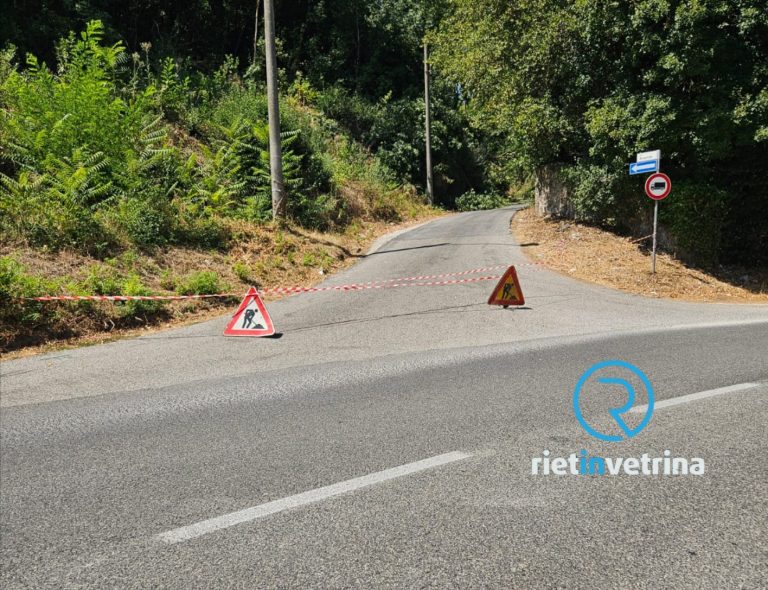 Chiusa via Borgorose per potatura alberi pericolosi zona Campomoro