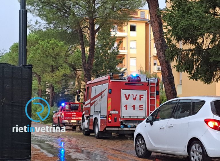 Maltempo, intervento dei Vigili del Fuoco in via Lama