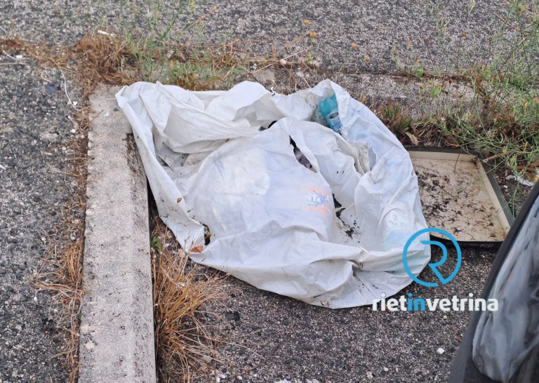 SEI TU IL REPORTER – “Rifiuti abbandonati anche a largo Wanda Pitoni”