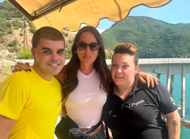 Micol Olivieri de “I Cesaroni” al Lago del Turano