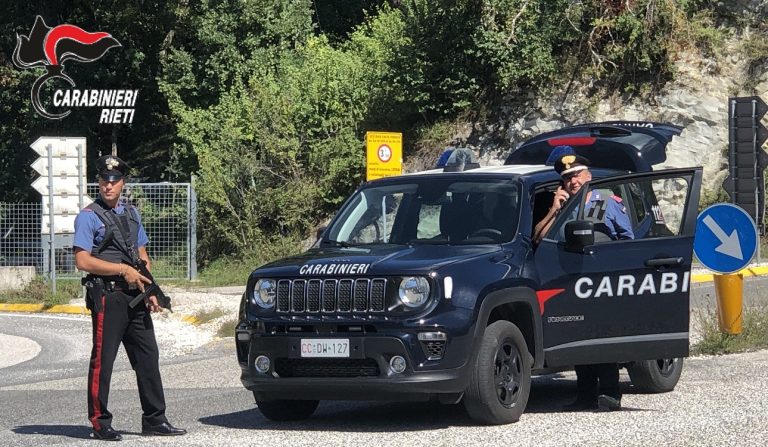 Donna scappa di casa per il marito violento. Denunciato a Fiamignano 50enne straniero per ubriachezza molesta