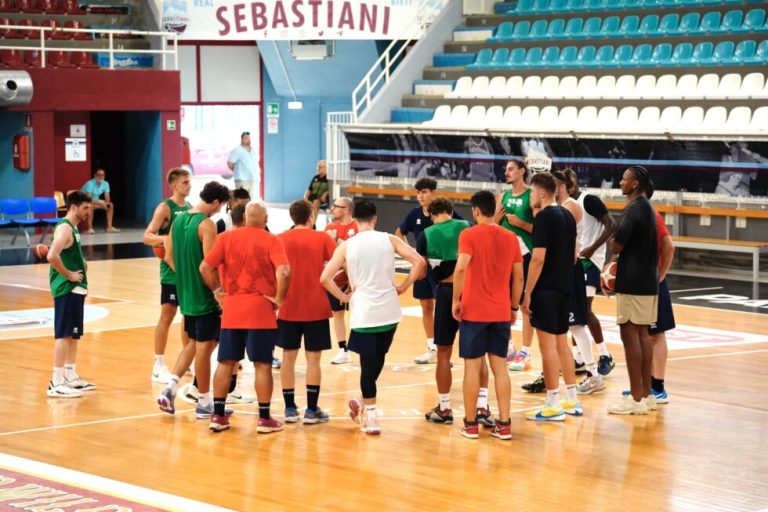 Real Sebastiani, primo giorno di allenamento archiviato. Oggi Spencer per la prima volta in campo