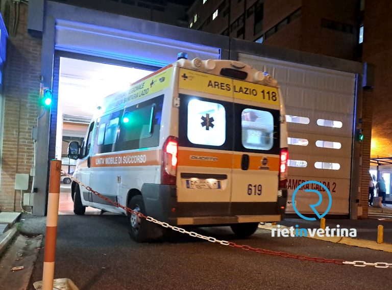 Donna finisce in ospedale per i pugni presi dal marito: arrestato straniero