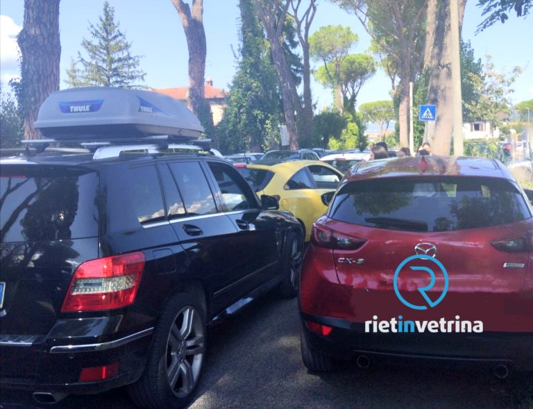 SEI TU IL REPORTER – “In via Ricci servono i Vigili all’uscita dall’Istituto Geometri”
