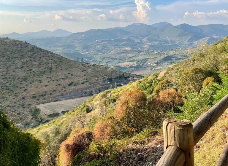 Fuga d’autunno a Fara in Sabina tra storia, sapori e archeologia