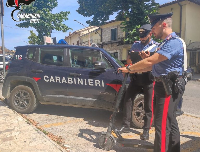 Ruba un monopattino sulla costa abruzzese, arrestato a Contigliano dopo colluttazione con i carabinieri