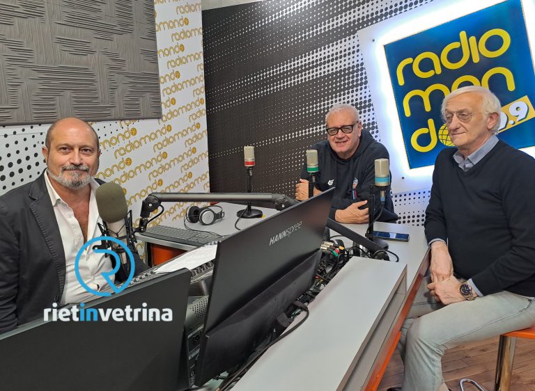 ►VIDEO – Prima puntata di “Basketball” con ospiti coach Ponticiello (NPC), coach Rossi (RSR) ed il giornalista Ricci