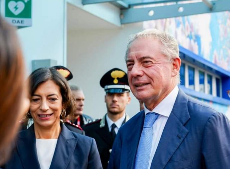 Ministro Urso alla Takeda di Rieti: “Farmaceutica punta di diamante dell’export italiano”