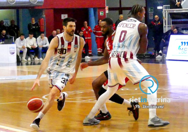 Storica vittoria della Real Sebastiani su Pesaro per 86 – 80