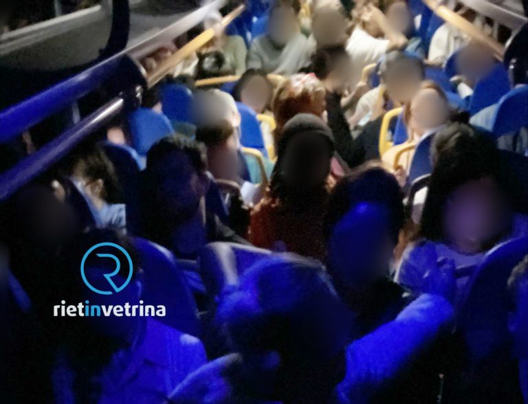 SEI TU IL REPORTER – Christian: “Situazione Cotral insostenibile. Abbiamo viaggiato in piedi e attaccati come su un carro bestiame”