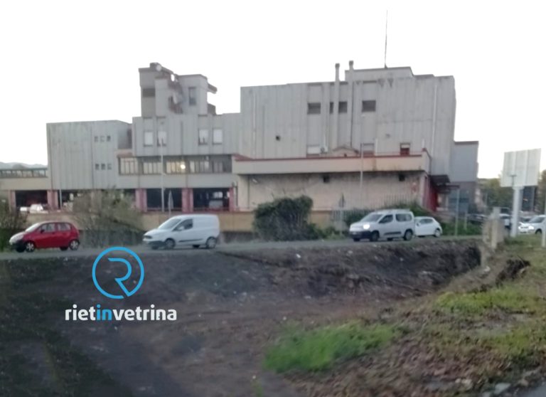 SEI TU IL REPORTER – “Mettete una protezione nella parte scoscesa davanti la caserma dei Pompieri”