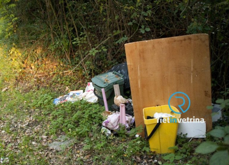 Dopo la segnalazione su Rietinvetrina interviene la Polizia Locale e trova l’autore dell’abbandono dei rifiuti in via Acquamartina