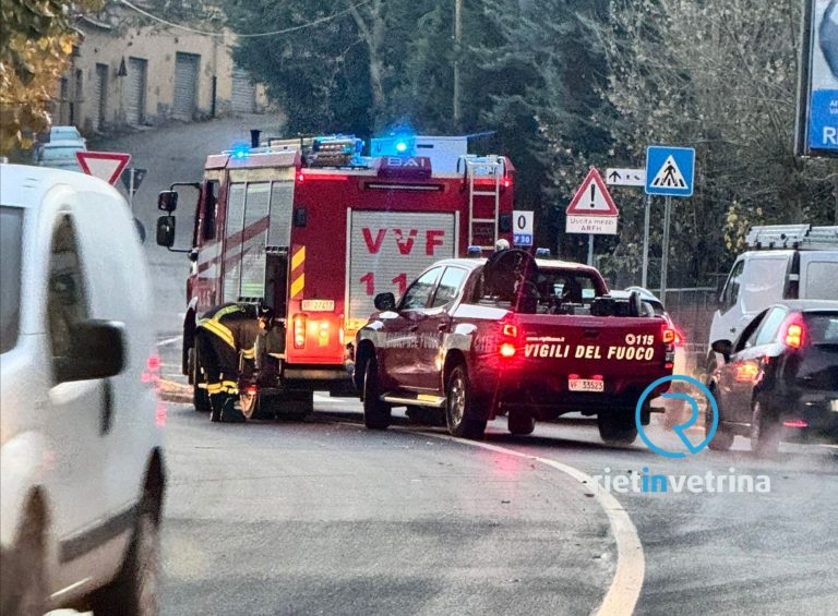 Auto in fiamme sulla Salto Cicolana: fortunatamente non ci sono feriti
