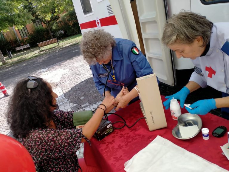 La Croce Rossa il 24 novembre a Quattro Strade per gli screening gratuiti su pressione arteriosa e glicemia
