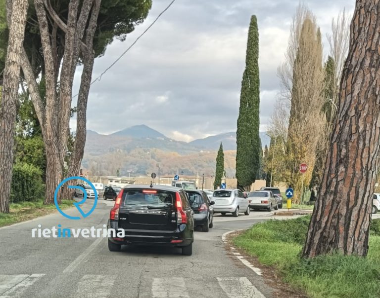 SEI TU IL REPORTER – “Possibile che si debba riversare tutto il traffico della Fiera di Santa Barbara su via Ricci?”