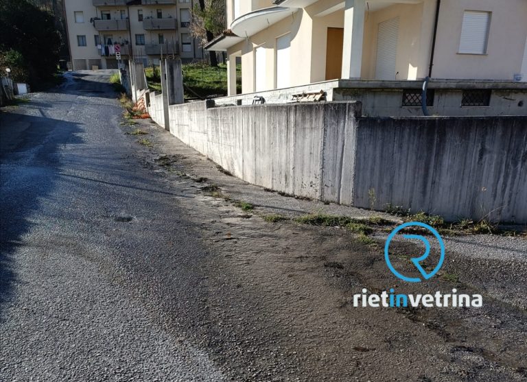 SEI TU IL REPORTER – “Da un mese a San Giovanni Reatino c’è una importante perdita di acqua. Nessuno interviene!”