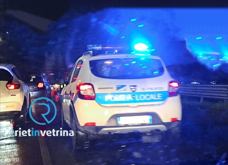 Incidente in via Nenni, traffico a singhiozzo