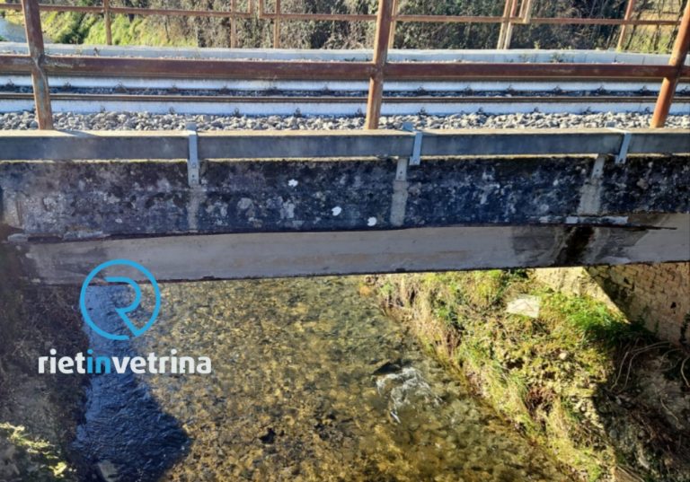 SEI TU IL REPORTER – “Ponte Canera è in condizioni pietose. Si vedono i ferri del cemento armato”
