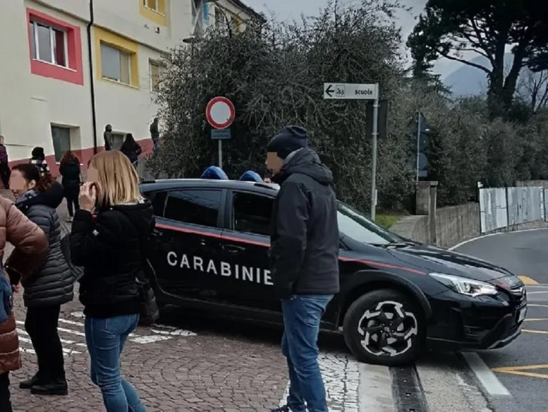 17enne ospite in casa famiglia a Rieti pronto a spacciare hashish davanti una scuola